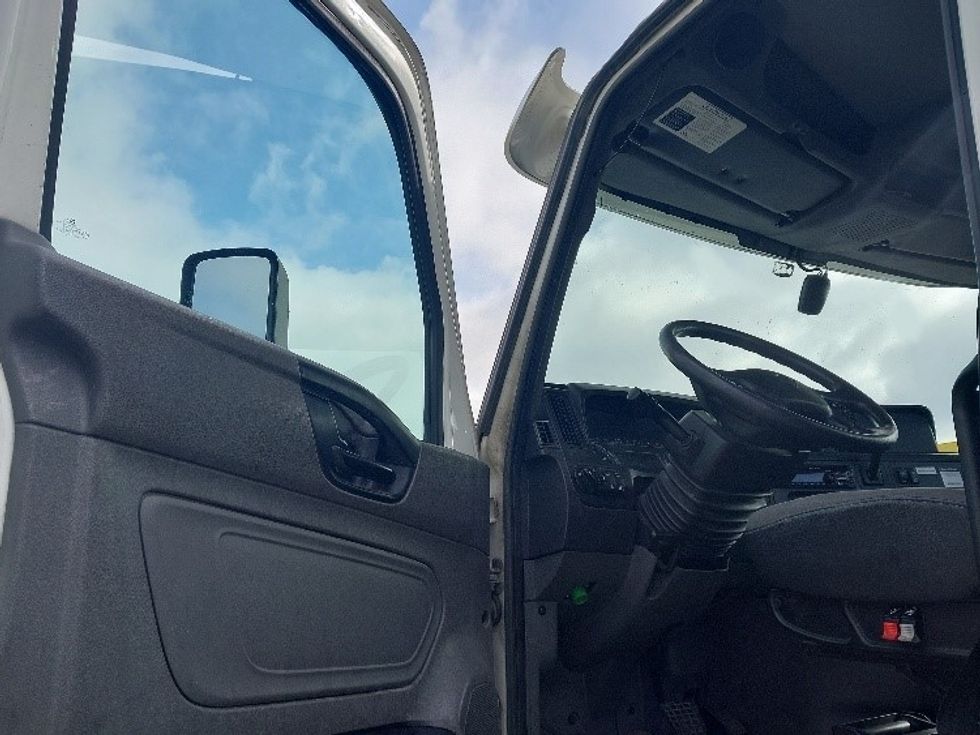 Day Cab Tractor-Heavy Duty Tractors-International-2019-LT625-Kansas City-MO-534,776\n\t\tmiles-$ 22,750 - Image 9