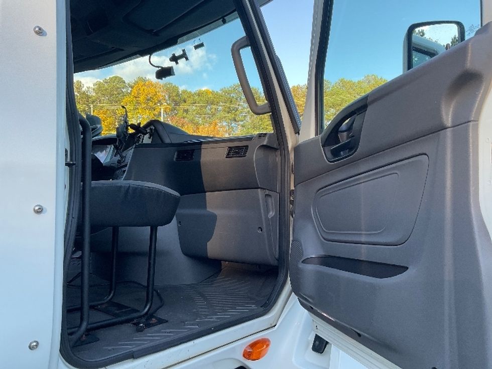 Day Cab Tractor-Heavy Duty Tractors-International-2019-LT625-Kennesaw-GA-560,973\n\t\tmiles-$ 27,000 - Image 12