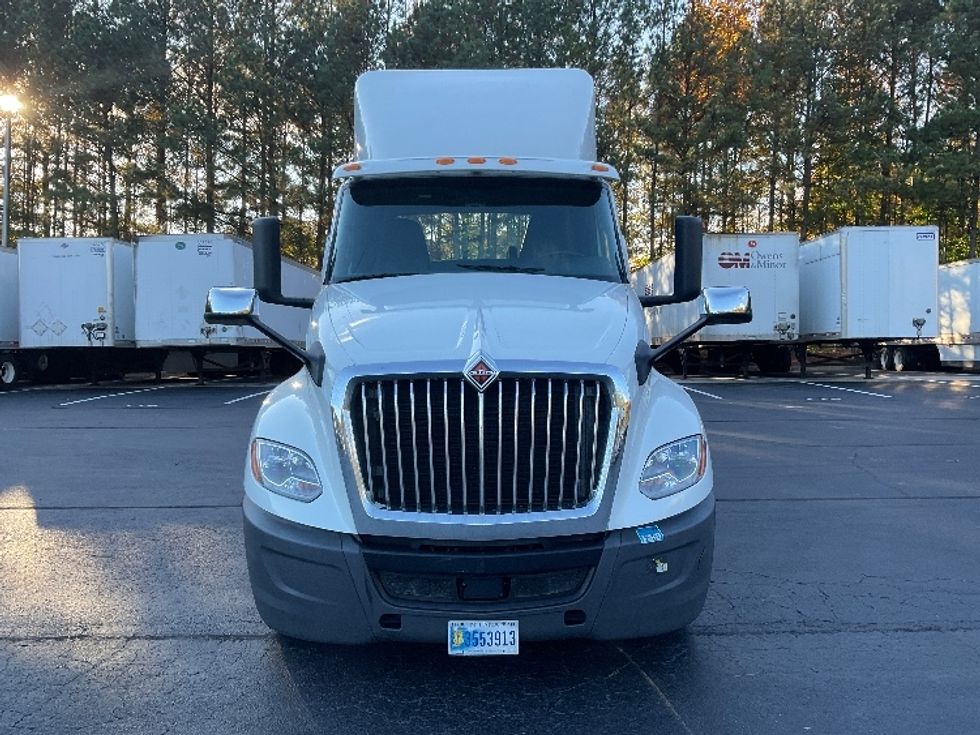 Day Cab Tractor-Heavy Duty Tractors-International-2019-LT625-Kennesaw-GA-560,973\n\t\tmiles-$ 27,000 - Image 2