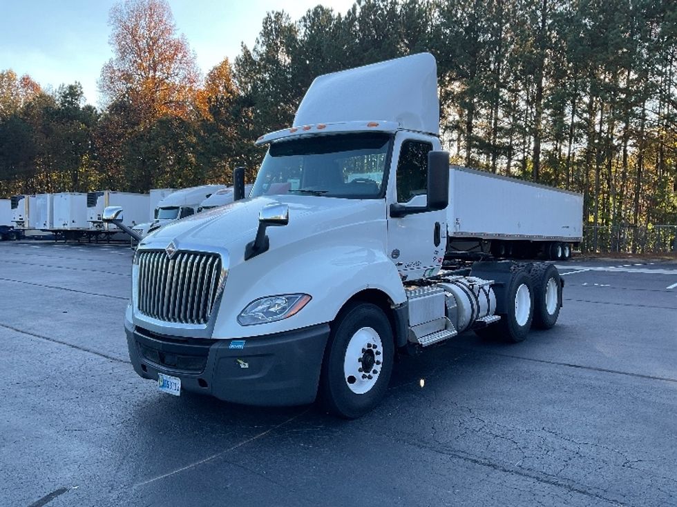 Day Cab Tractor-Heavy Duty Tractors-International-2019-LT625-Kennesaw-GA-560,973\n\t\tmiles-$ 27,000 - Image 3