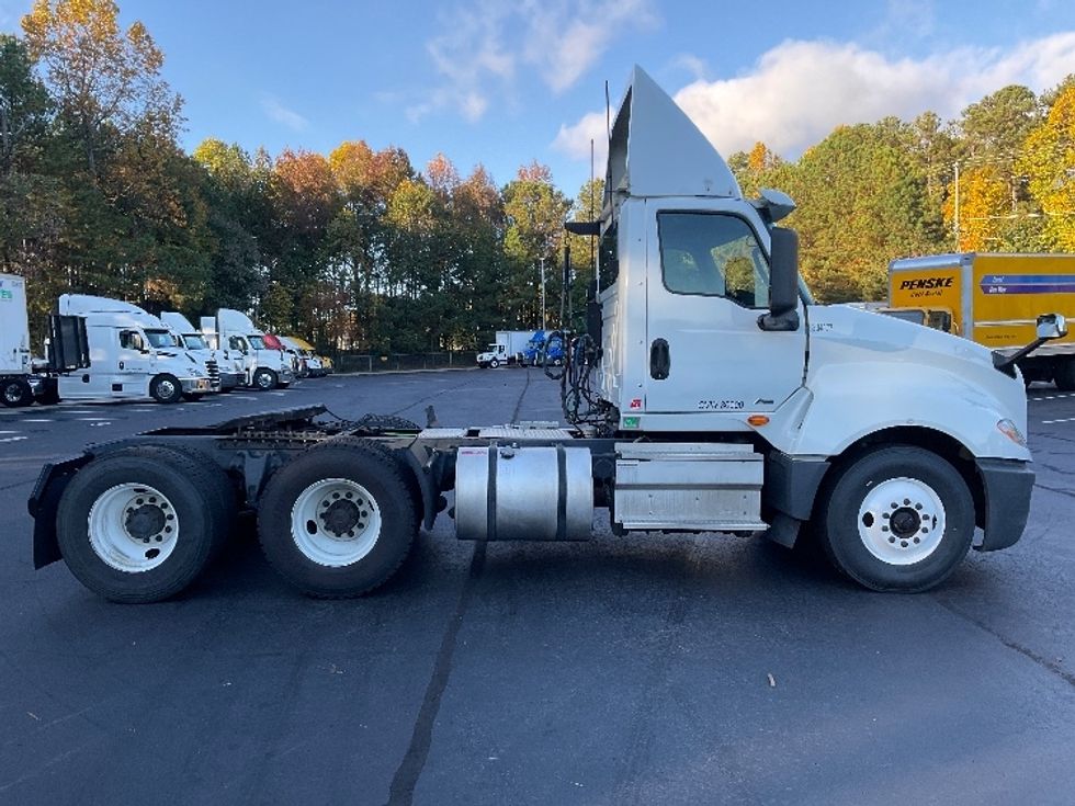 Day Cab Tractor-Heavy Duty Tractors-International-2019-LT625-Kennesaw-GA-560,973\n\t\tmiles-$ 27,000 - Image 8