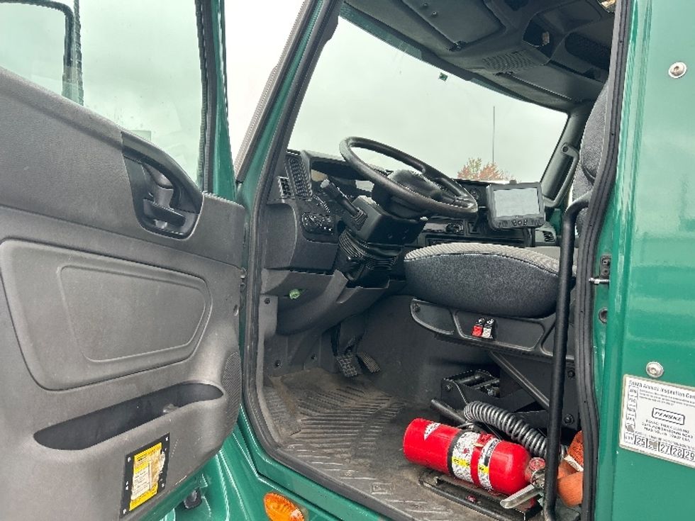 Day Cab Tractor-Heavy Duty Tractors-International-2019-LT625-Kent-WA-149,947\n\t\tmiles-$ 23,000 - Image 9
