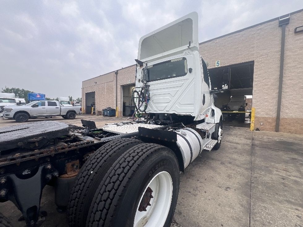 Day Cab Tractor-Heavy Duty Tractors-International-2019-LT625-La Porte-IN-250,978\n\t\tmiles-$ 25,500 - Image 18