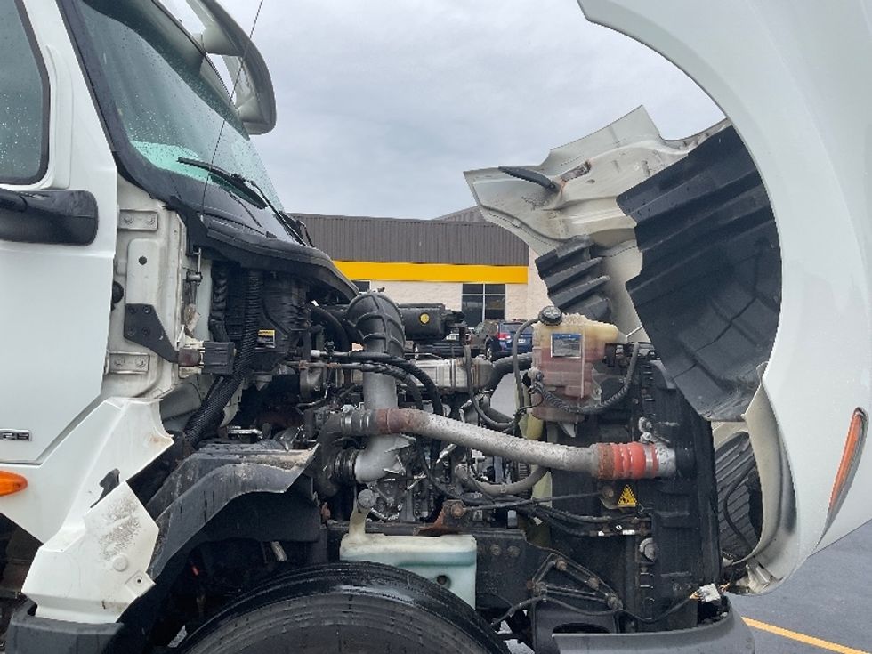 Day Cab Tractor-Heavy Duty Tractors-International-2019-LT625-La Porte-IN-481,295\n\t\tmiles-$ 11,250 - Image 15