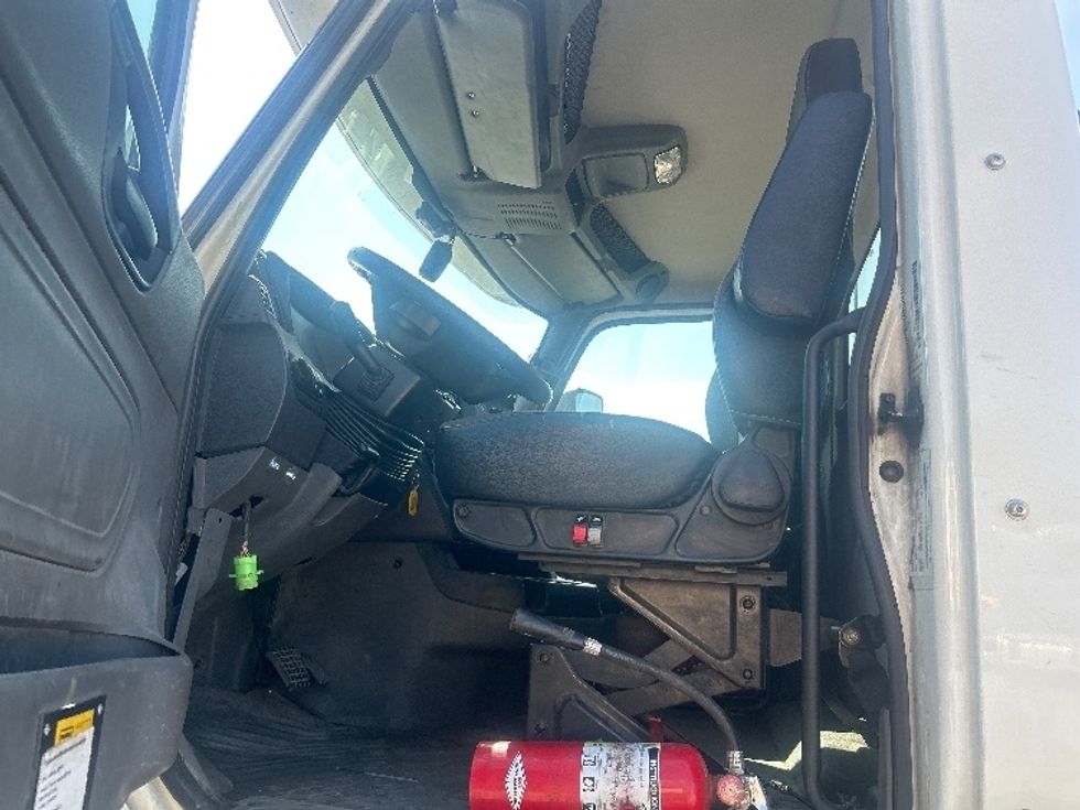 Day Cab Tractor-Heavy Duty Tractors-International-2019-LT625-La Porte-IN-481,295\n\t\tmiles-$ 11,250 - Image 9