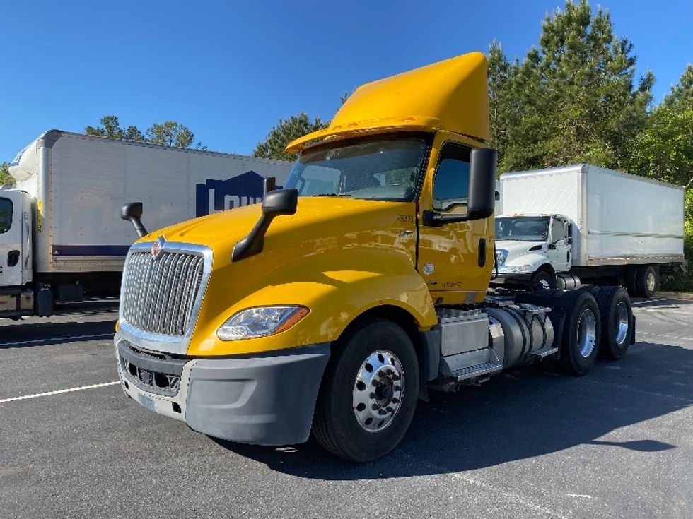 Day Cab Tractor-Heavy Duty Tractors-International-2019-LT625-Ladson-SC-227,850\n\t\tmiles-$ 27,000 - Image 3