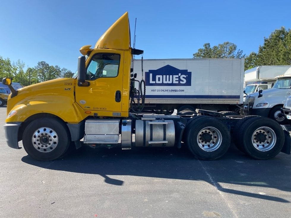 Day Cab Tractor-Heavy Duty Tractors-International-2019-LT625-Ladson-SC-227,850\n\t\tmiles-$ 27,000 - Image 4