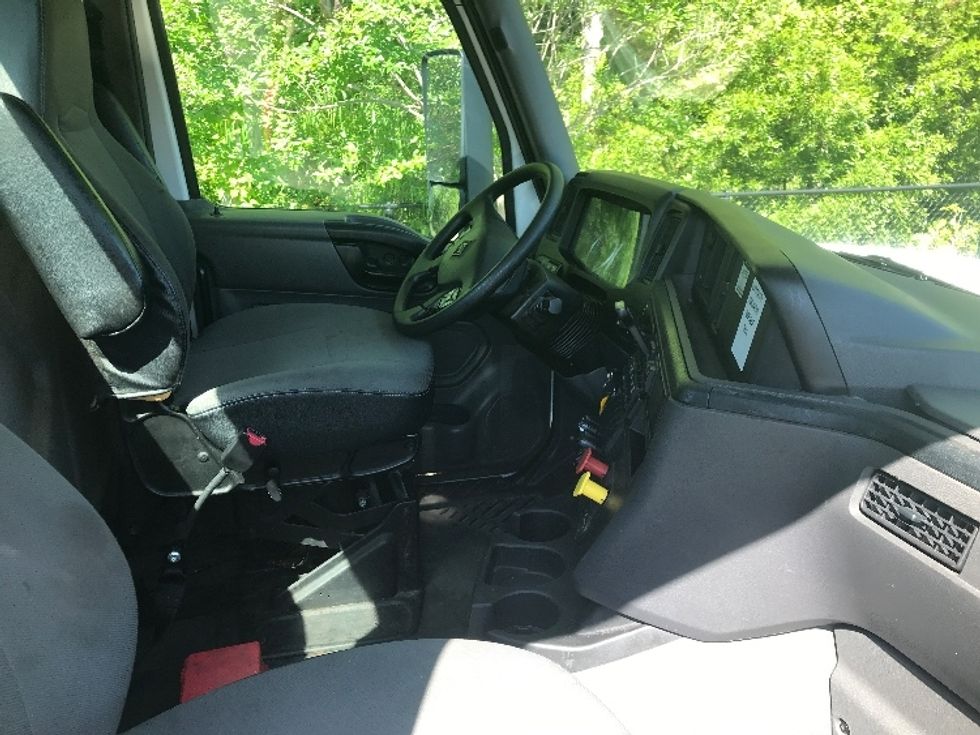 Day Cab Tractor-Heavy Duty Tractors-International-2019-LT625-Ladson-SC-250,739\n\t\tmiles-$ 31,250 - Image 14