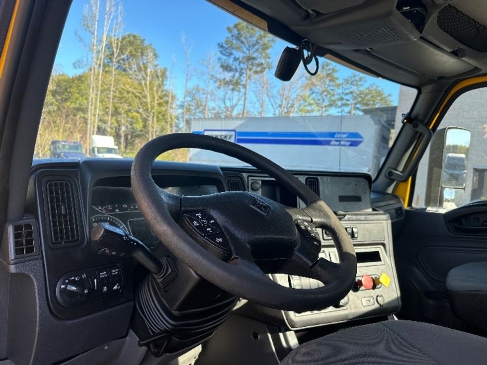 Day Cab Tractor-Heavy Duty Tractors-International-2019-LT625-Ladson-SC-257,236\n\t\tmiles-$ 24,250 - Image 9