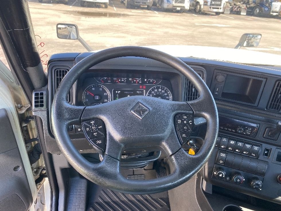 Day Cab Tractor-Heavy Duty Tractors-International-2019-LT625-Ladson-SC-389,375\n\t\tmiles-$ 27,250 - Image 11