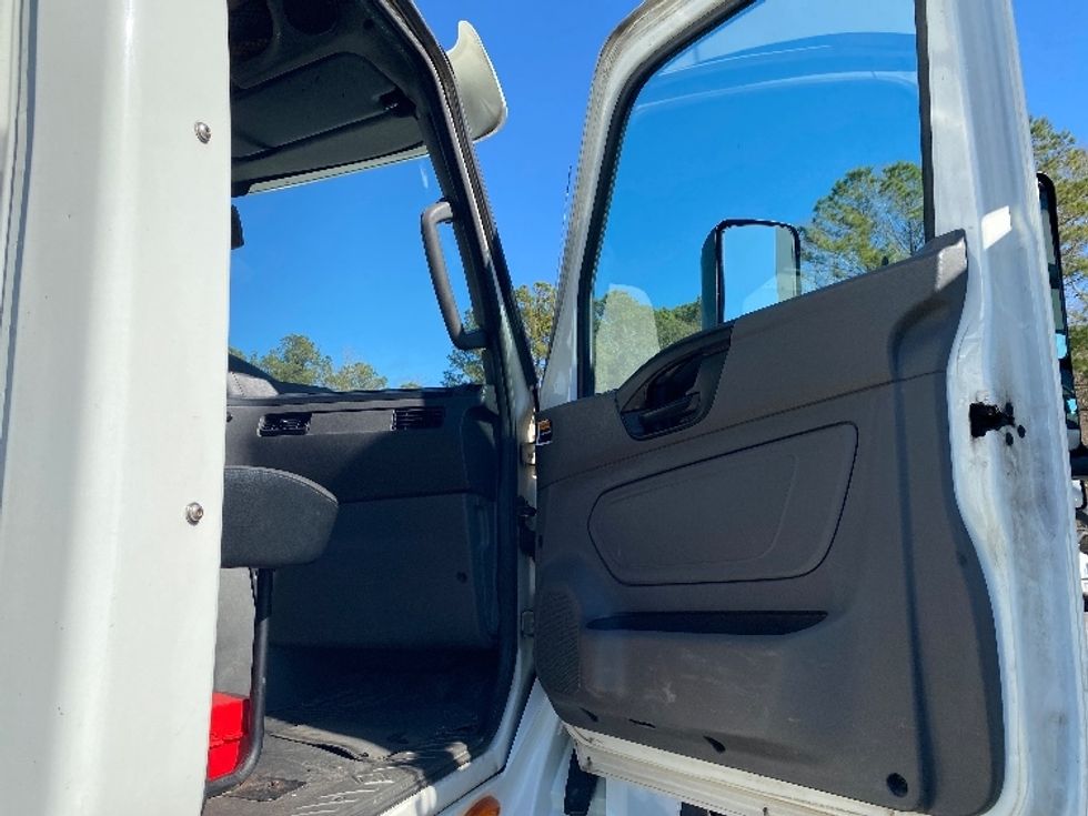 Day Cab Tractor-Heavy Duty Tractors-International-2019-LT625-Ladson-SC-389,375\n\t\tmiles-$ 27,250 - Image 12