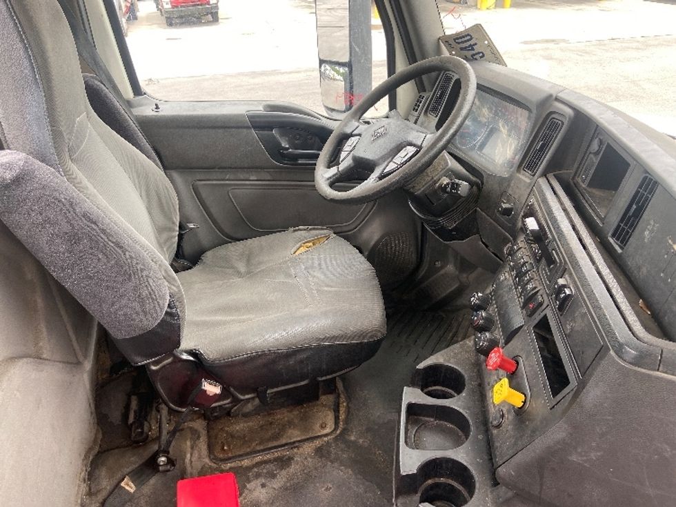 Day Cab Tractor-Heavy Duty Tractors-International-2019-LT625-Ladson-SC-576,938\n\t\tmiles-$ 22,750 - Image 14