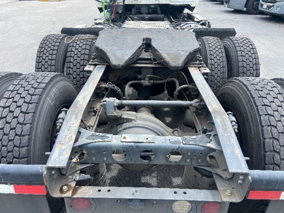 Day Cab Tractor-Heavy Duty Tractors-International-2019-LT625-Ladson-SC-576,938\n\t\tmiles-$ 22,750 - Image 6