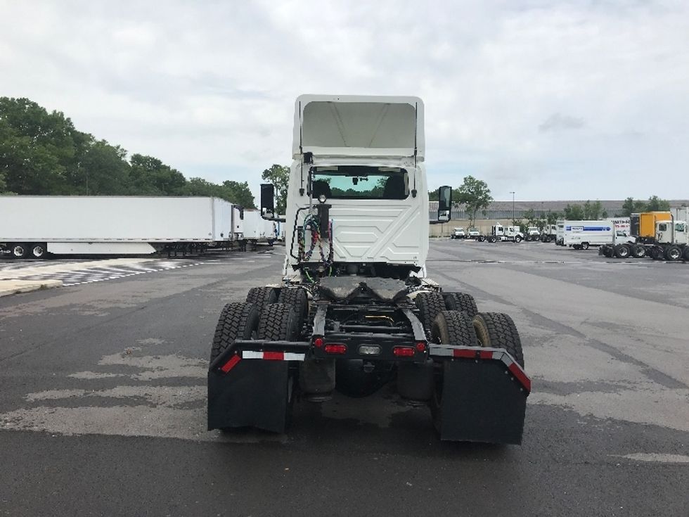 Day Cab Tractor-Heavy Duty Tractors-International-2019-LT625-Lafayette-LA-244,561\n\t\tmiles-$ 32,000 - Image 5