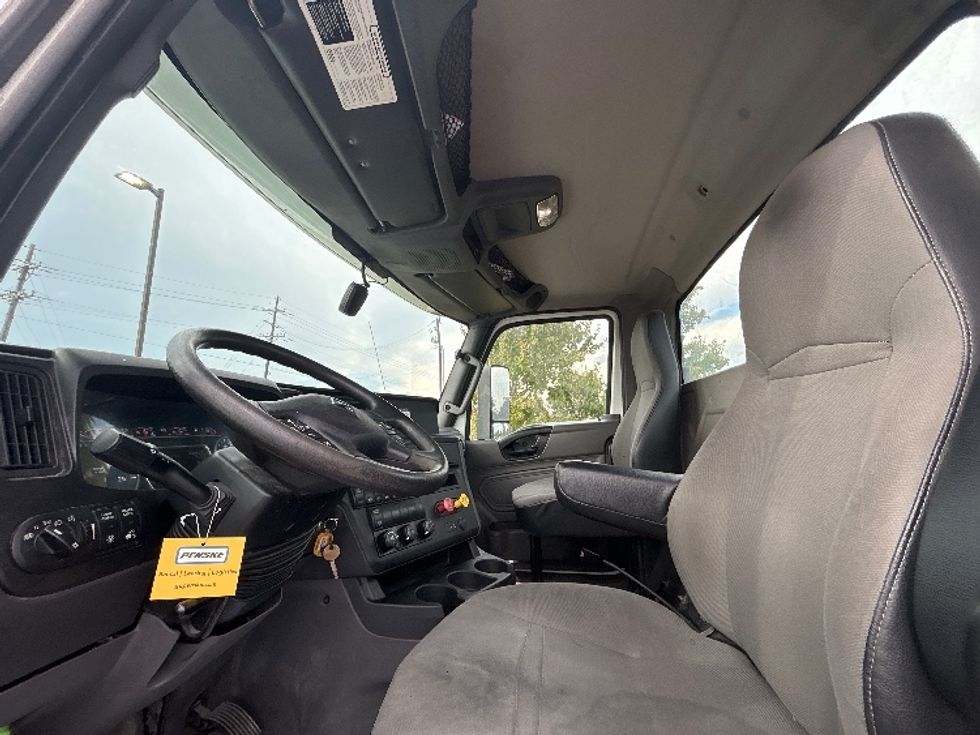 Day Cab Tractor-Heavy Duty Tractors-International-2019-LT625-Lafayette-LA-350,216\n\t\tmiles-$ 27,750 - Image 10