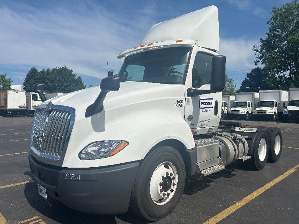 Day Cab Tractor-Heavy Duty Tractors-International-2019-LT625-Lansing-MI-232,788\n\t\tmiles-$ 25,000 - Image 3