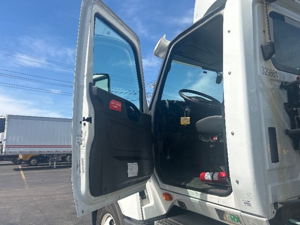 Day Cab Tractor-Heavy Duty Tractors-International-2019-LT625-Lansing-MI-232,788\n\t\tmiles-$ 25,000 - Image 9