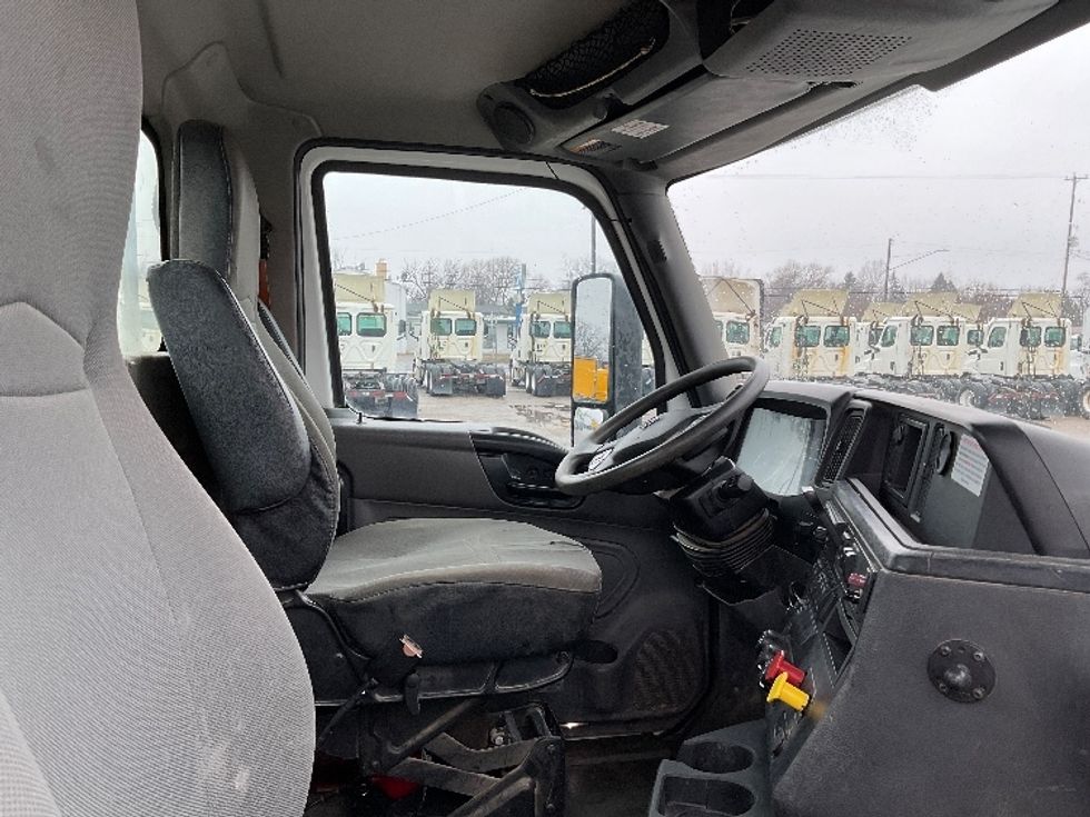 Day Cab Tractor-Heavy Duty Tractors-International-2019-LT625-Lansing-MI-351,502\n\t\tmiles-$ 31,250 - Image 13