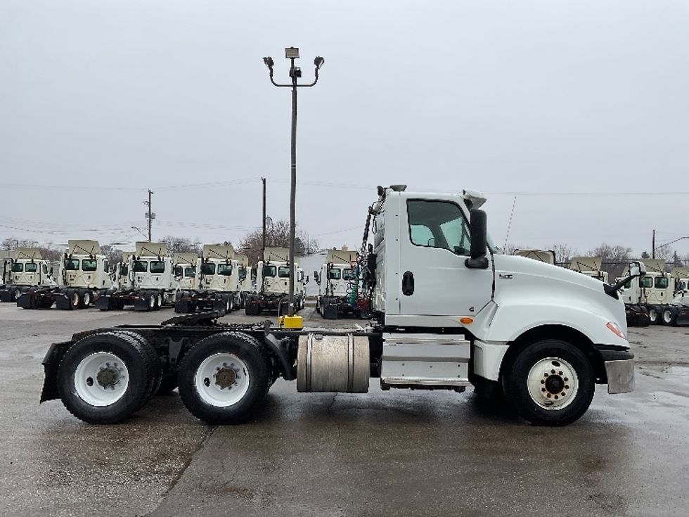 Day Cab Tractor-Heavy Duty Tractors-International-2019-LT625-Lansing-MI-351,502\n\t\tmiles-$ 31,250 - Image 8