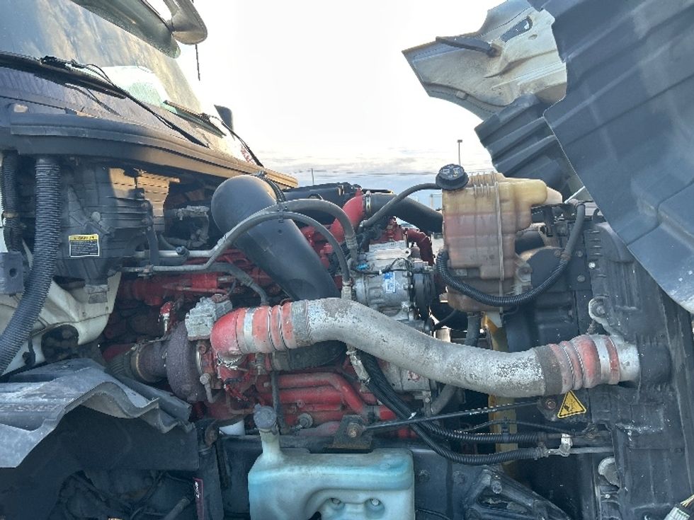 Day Cab Tractor-Heavy Duty Tractors-International-2019-LT625-Lansing-MI-418,870\n\t\tmiles-$ 29,750 - Image 15