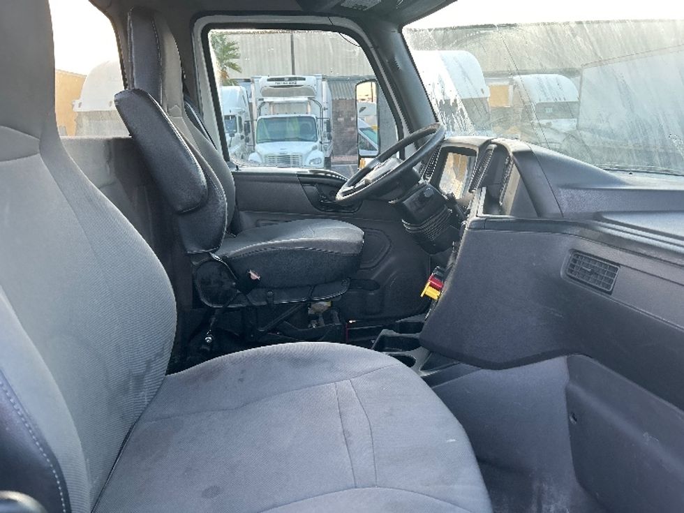 Day Cab Tractor-Heavy Duty Tractors-International-2019-LT625-Las Vegas-NV-191,218\n\t\tmiles-$ 31,250 - Image 14