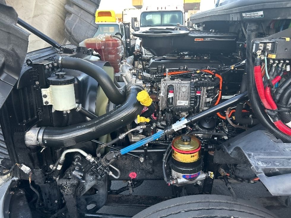 Day Cab Tractor-Heavy Duty Tractors-International-2019-LT625-Las Vegas-NV-191,218\n\t\tmiles-$ 31,250 - Image 16