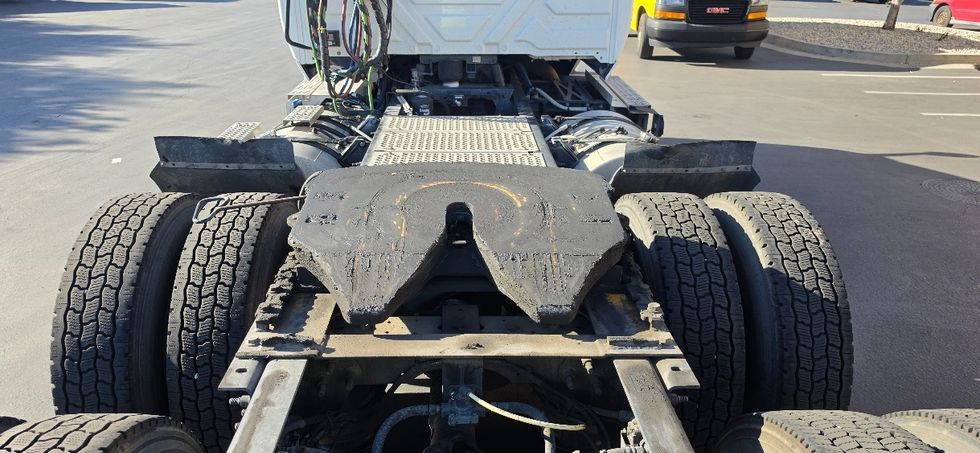 Day Cab Tractor-Heavy Duty Tractors-International-2019-LT625-Las Vegas-NV-207,758\n\t\tmiles-$ 29,750 - Image 6