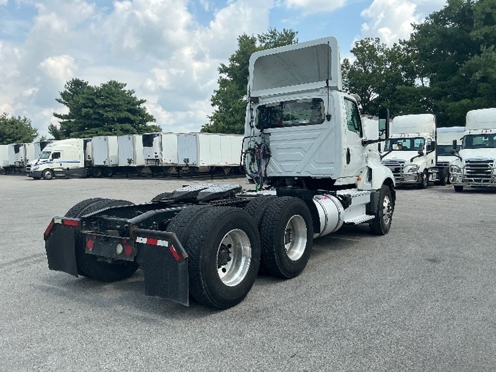 Day Cab Tractor-Heavy Duty Tractors-International-2019-LT625-Lexington-KY-406,113\n\t\tmiles-$ 26,250 - Image 7