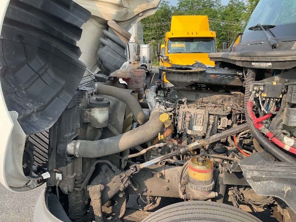 Day Cab Tractor-Heavy Duty Tractors-International-2019-LT625-Lexington-KY-813,229\n\t\tmiles-$ 22,250 - Image 16