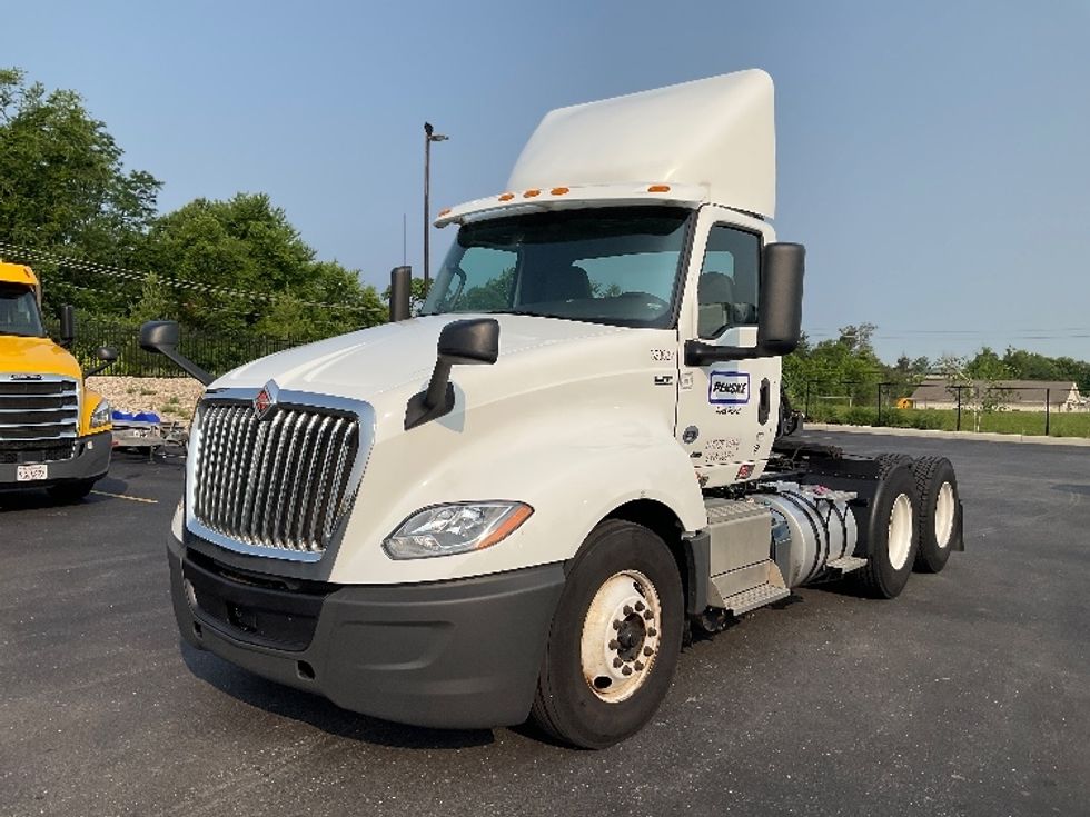 Day Cab Tractor-Heavy Duty Tractors-International-2019-LT625-Lexington-KY-813,229\n\t\tmiles-$ 22,250 - Image 3