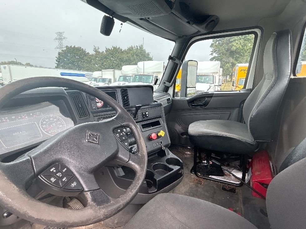 Day Cab Tractor-Heavy Duty Tractors-International-2019-LT625-London-ON-602,476\n\t\tkm-$ 31,500 - Image 10