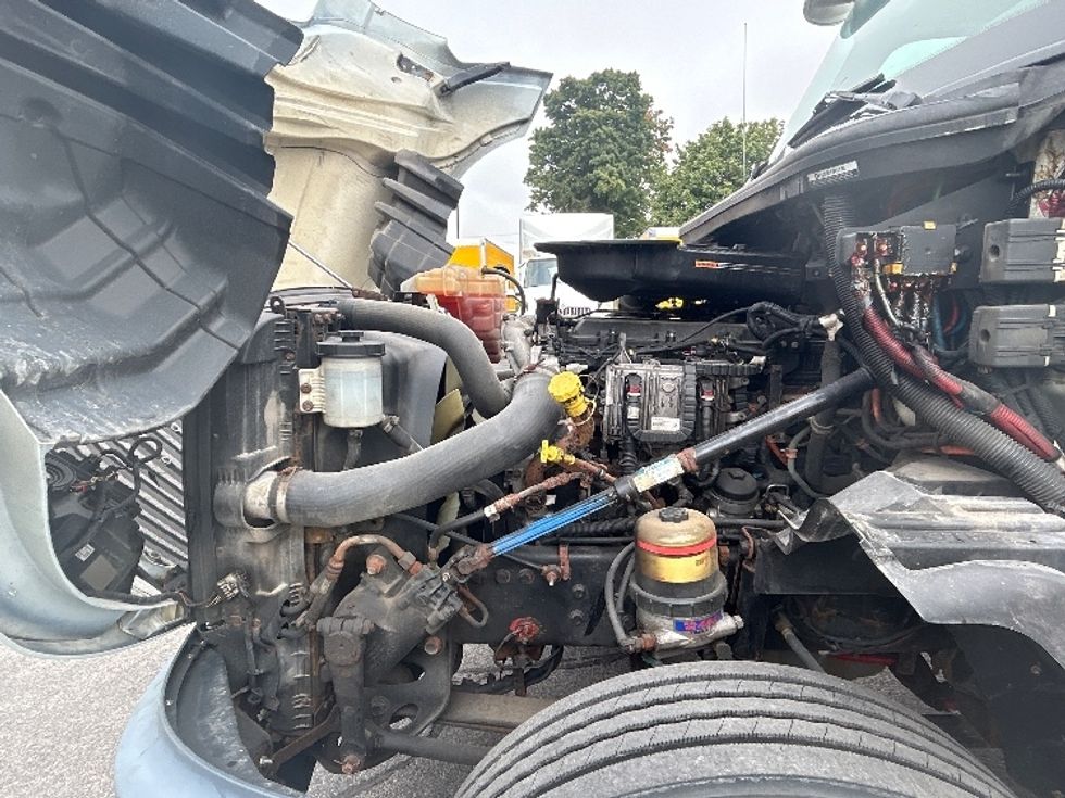 Day Cab Tractor-Heavy Duty Tractors-International-2019-LT625-London-ON-602,476\n\t\tkm-$ 31,500 - Image 16