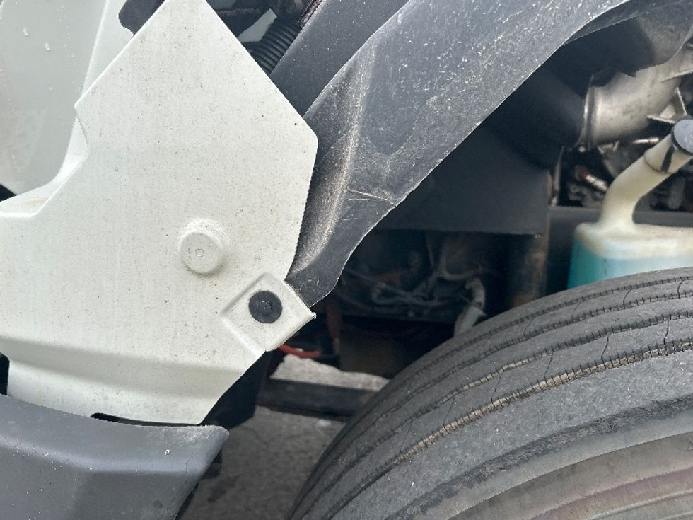 Day Cab Tractor-Heavy Duty Tractors-International-2019-LT625-London-ON-602,476\n\t\tkm-$ 31,500 - Image 19