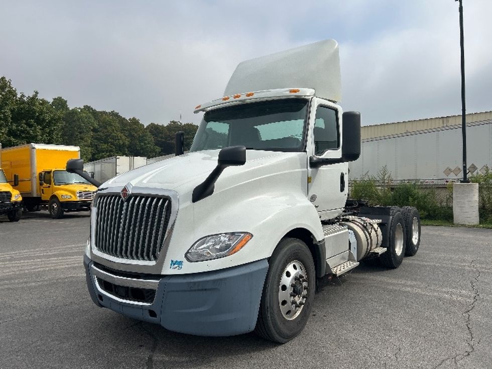Day Cab Tractor-Heavy Duty Tractors-International-2019-LT625-London-ON-602,476\n\t\tkm-$ 31,500 - Image 3