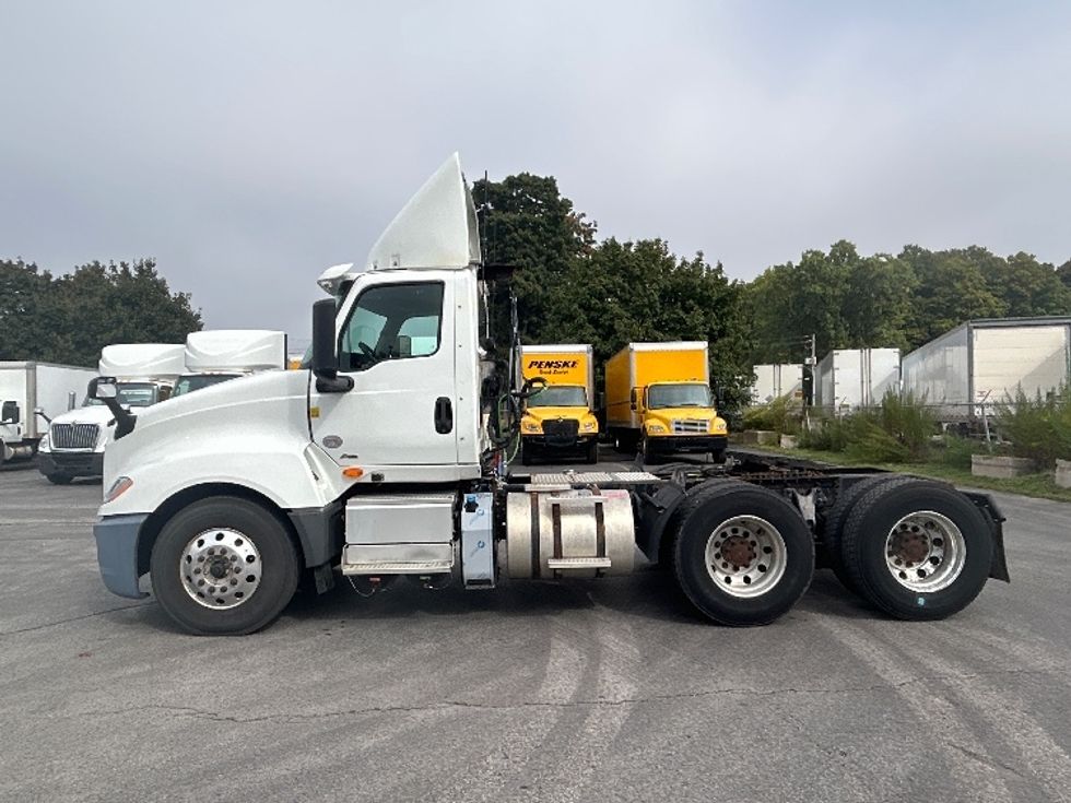 Day Cab Tractor-Heavy Duty Tractors-International-2019-LT625-London-ON-602,476\n\t\tkm-$ 31,500 - Image 4