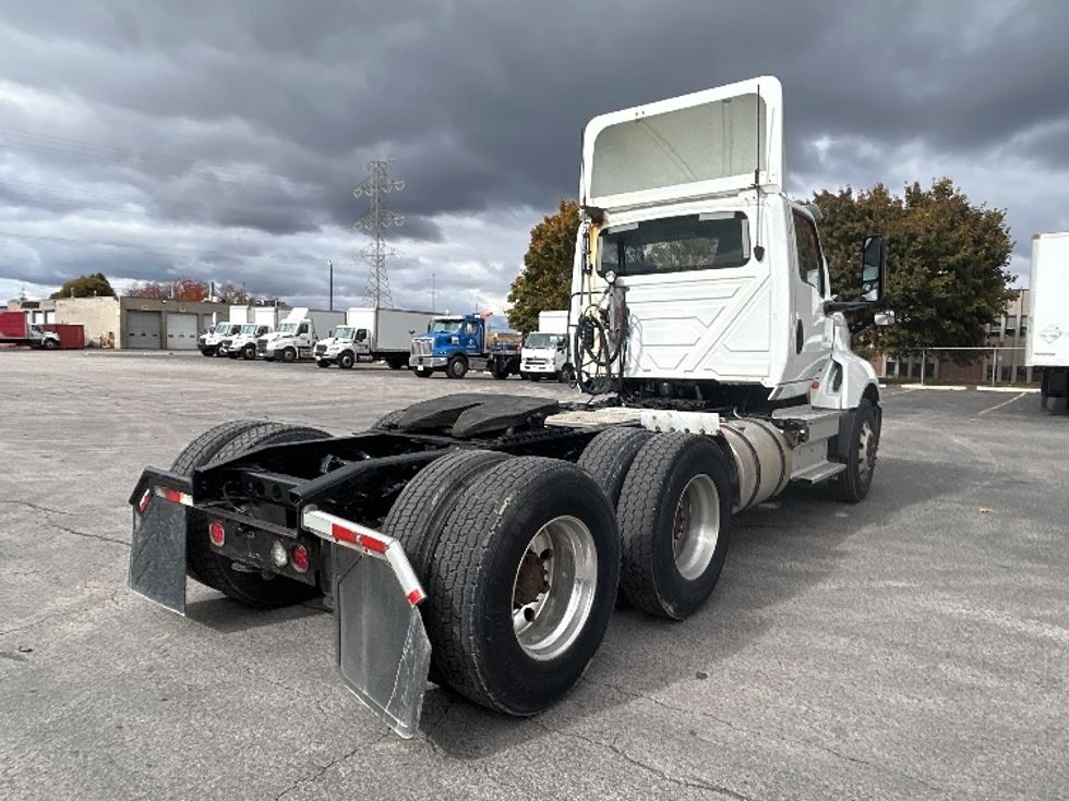 Day Cab Tractor-Heavy Duty Tractors-International-2019-LT625-London-ON-609,048\n\t\tkm-$ 31,250 - Image 7