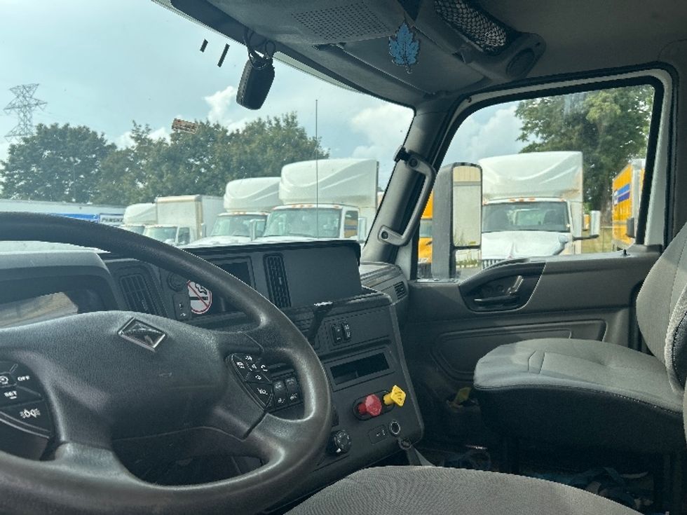 Day Cab Tractor-Heavy Duty Tractors-International-2019-LT625-London-ON-646,607\n\t\tkm-$ 29,500 - Image 10