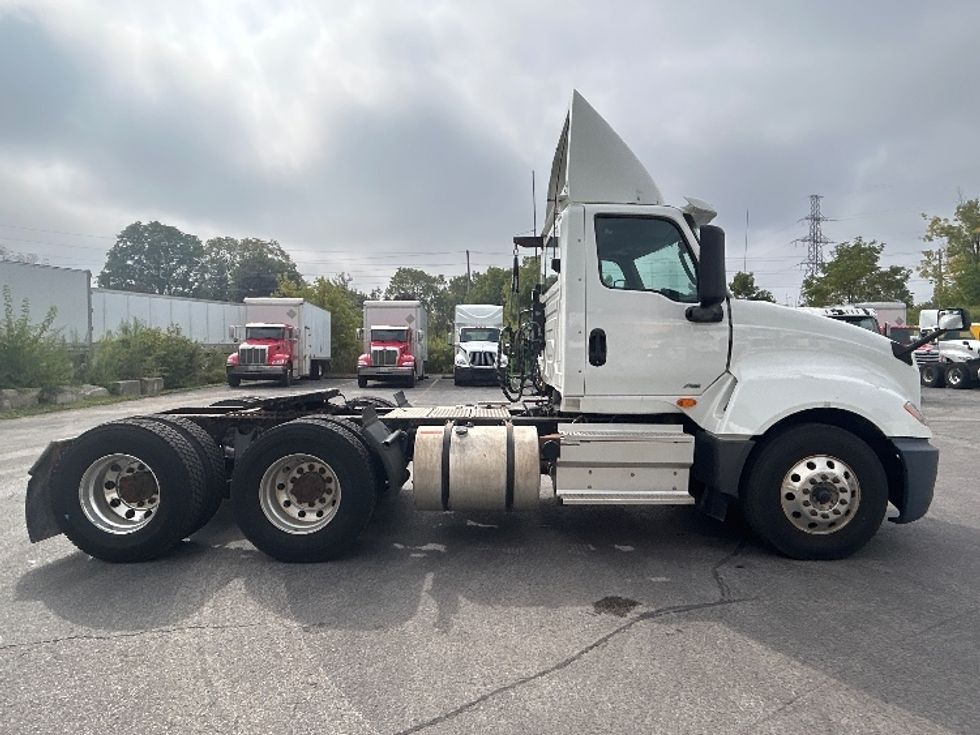 Day Cab Tractor-Heavy Duty Tractors-International-2019-LT625-London-ON-649,901\n\t\tkm-$ 29,500 - Image 8