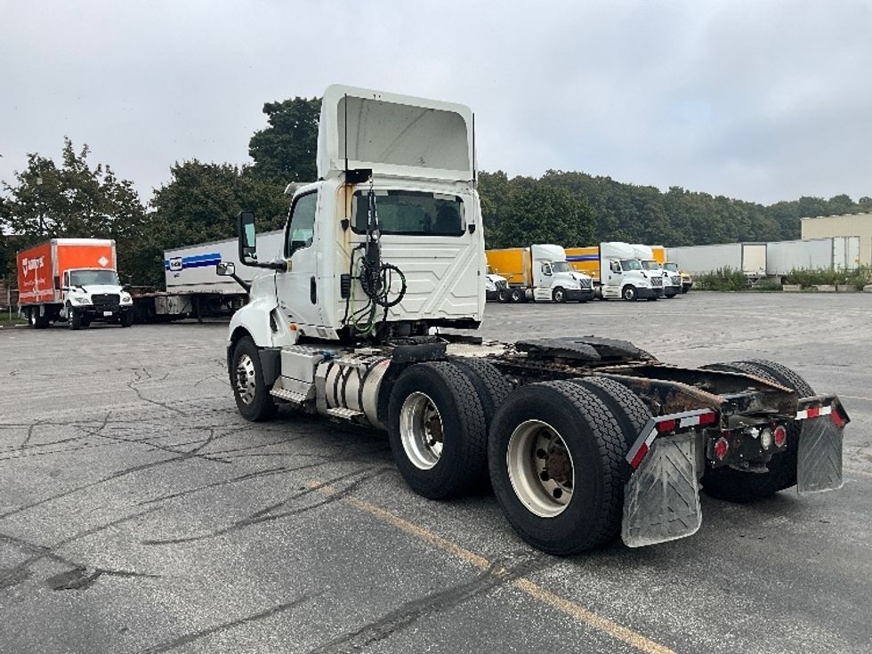 Day Cab Tractor-Heavy Duty Tractors-International-2019-LT625-London-ON-691,492\n\t\tkm-$ 27,500 - Image 5