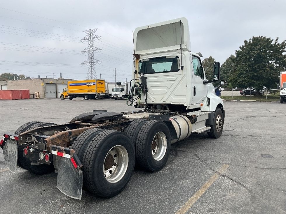 Day Cab Tractor-Heavy Duty Tractors-International-2019-LT625-London-ON-691,492\n\t\tkm-$ 27,500 - Image 7