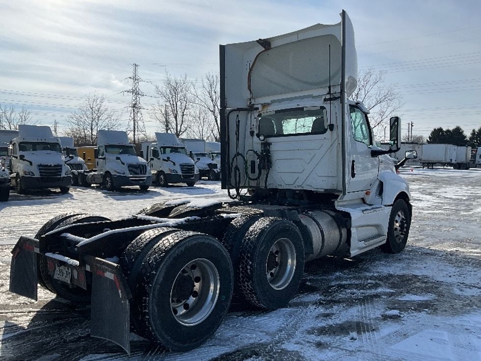 Day Cab Tractor-Heavy Duty Tractors-International-2019-LT625-London-ON-704,673\n\t\tkm-$ 38,500 - Image 7