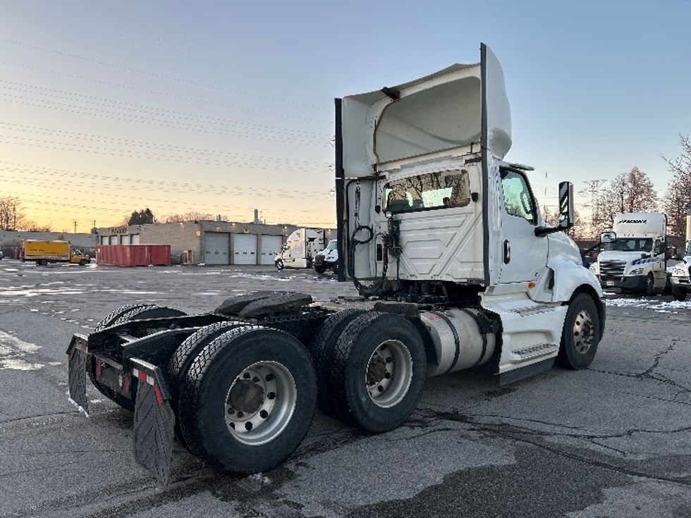 Day Cab Tractor-Heavy Duty Tractors-International-2019-LT625-London-ON-746,343\n\t\tkm-$ 36,500 - Image 7