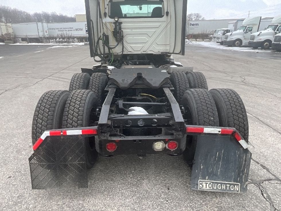 Day Cab Tractor-Heavy Duty Tractors-International-2019-LT625-London-ON-864,983\n\t\tkm-$ 29,250 - Image 6