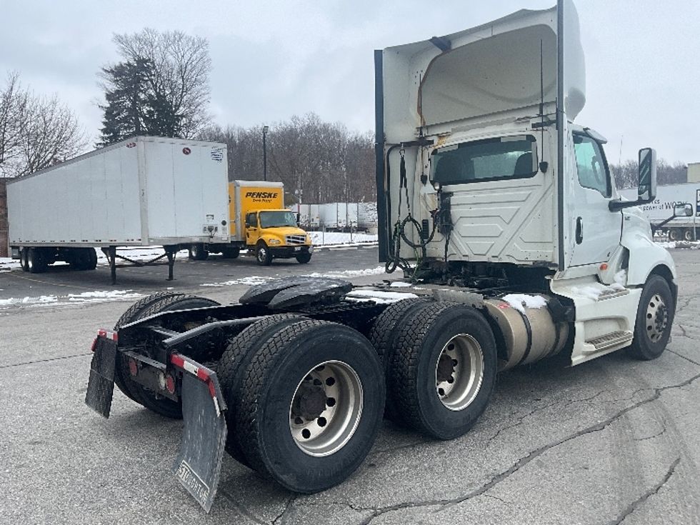 Day Cab Tractor-Heavy Duty Tractors-International-2019-LT625-London-ON-864,983\n\t\tkm-$ 29,250 - Image 7