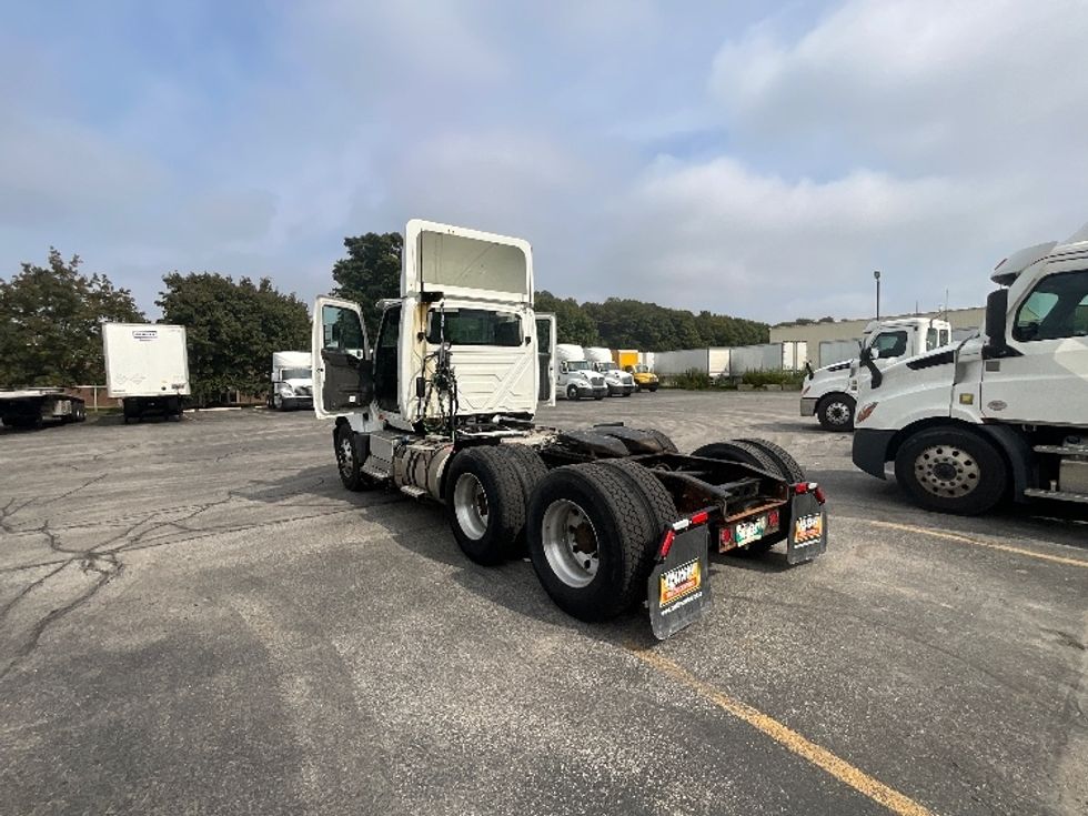 Day Cab Tractor-Heavy Duty Tractors-International-2019-LT625-London-ON-926,454\n\t\tkm-$ 24,500 - Image 5