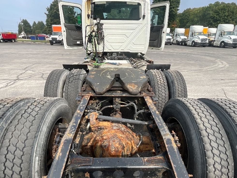 Day Cab Tractor-Heavy Duty Tractors-International-2019-LT625-London-ON-926,454\n\t\tkm-$ 24,500 - Image 6