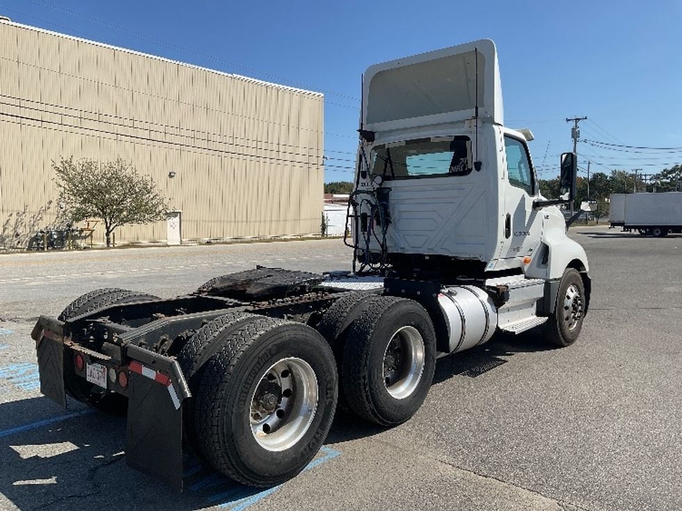 Day Cab Tractor-Heavy Duty Tractors-International-2019-LT625-Londonderry-NH-203,883\n\t\tmiles-$ 28,750 - Image 7