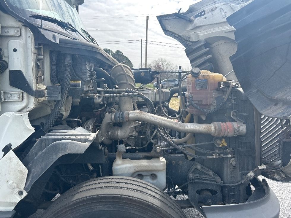 Day Cab Tractor-Heavy Duty Tractors-International-2019-LT625-Lowell-AR-327,194\n\t\tmiles-$ 28,250 - Image 14