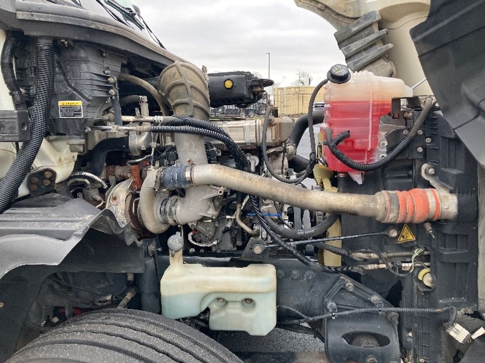 Day Cab Tractor-Heavy Duty Tractors-International-2019-LT625-Madison-AL-378,489\n\t\tmiles-$ 26,250 - Image 15