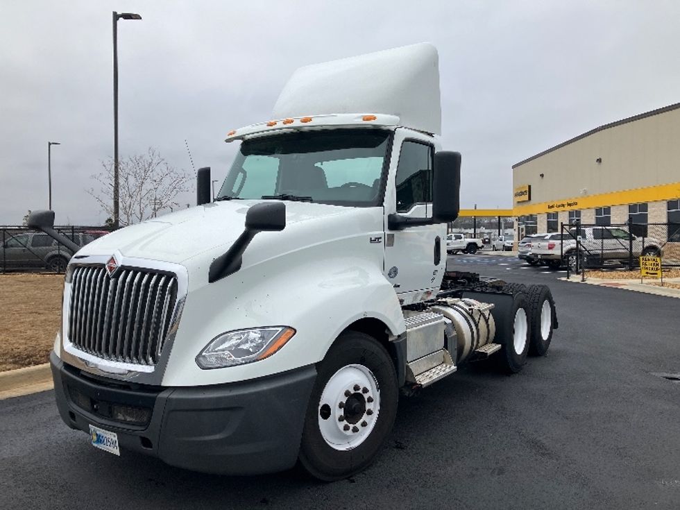Day Cab Tractor-Heavy Duty Tractors-International-2019-LT625-Madison-AL-378,489\n\t\tmiles-$ 26,250 - Image 3